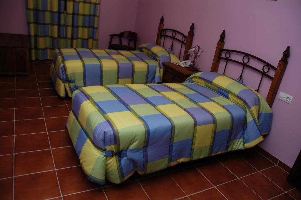 Hotel Rural Los Chaparros Freila Værelse billede