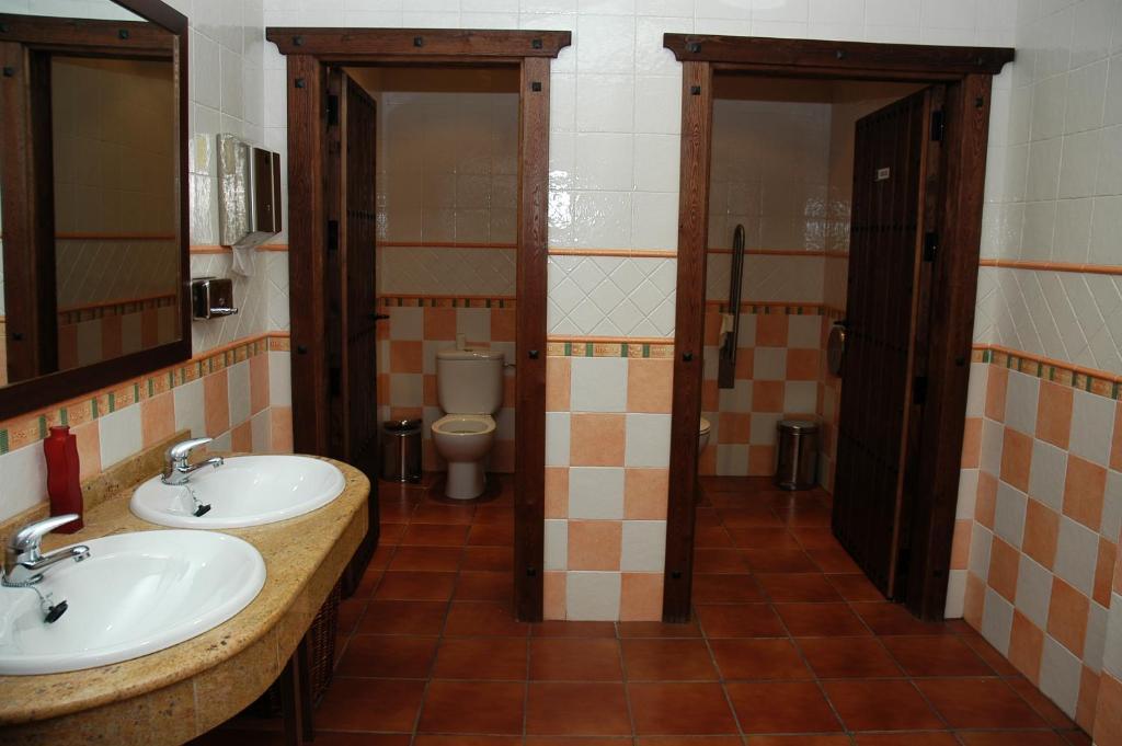 Hotel Rural Los Chaparros Freila Eksteriør billede